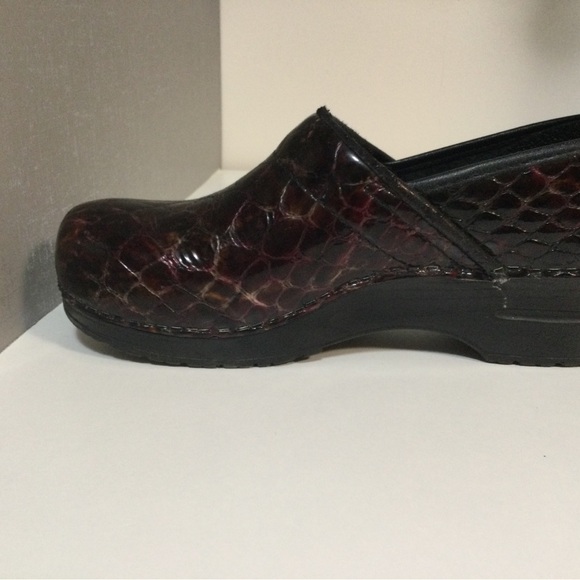 Dansko Clogs - Picture 6 of 9